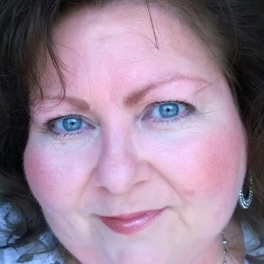 Meet your Posher, Gina
